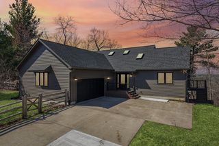 54 Lookout, Wisconsin Dells, WI 53965