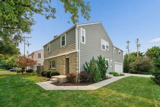 1430 Ashdowne Rd, Columbus, OH 43221