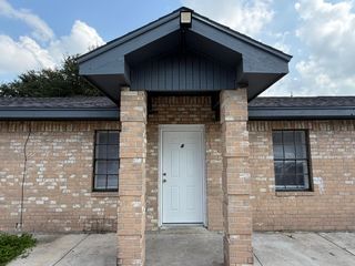2612 W  Mile 17 1/2 Rd #4, Edinburg, TX 78541