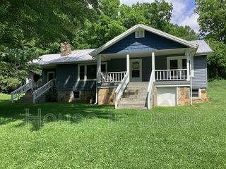 431 White Oak Rd, Waynesville, NC 28785
