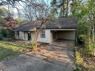 110 Gridley St, Steelville, MO 65565