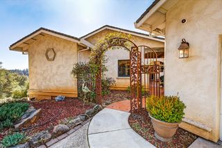 19165 Leopard Ct, Grass Valley, CA 95949