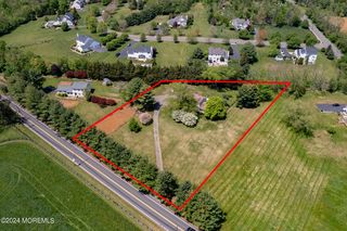 372 Trenton Lakewood Road, Cream Ridge, NJ 08514