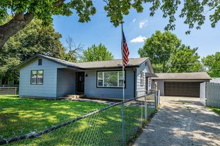 3113 E  36th Ct, Des Moines, IA 50317