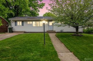 129 Princeton Rd, Parlin, NJ 08859