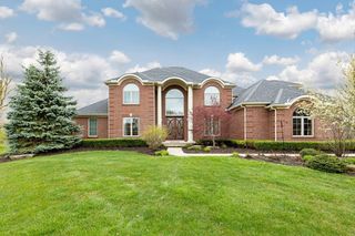 704 Ashton Woods Dr, Canton, MI 48187