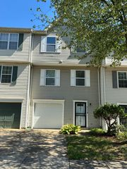 6932 Blue Holly Ct, District Heights, MD 20747