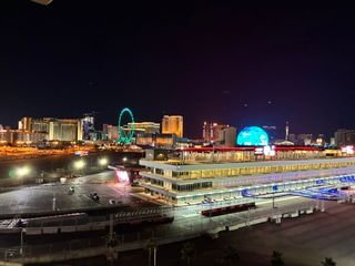 205 E  Harmon Ave #1010, Paradise, NV 89169