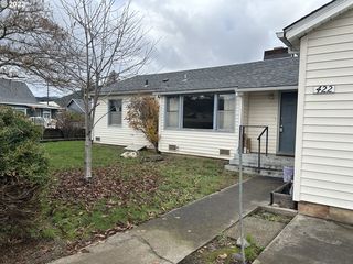 422 E  2nd Ave, Riddle, OR 97469