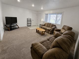 220 N  Fanning Ave, Idaho Falls, ID 83401