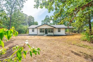 23315 Marvel Dr, Lebanon, MO 65536