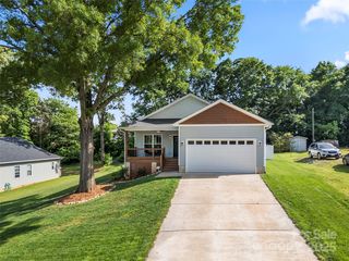 6578 Bopre Ln, Denver, NC 28037