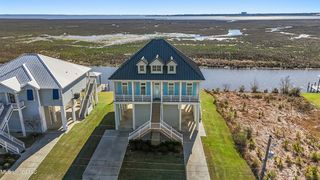 1426 Hanakealoha Pl, Diamondhead, MS 39525