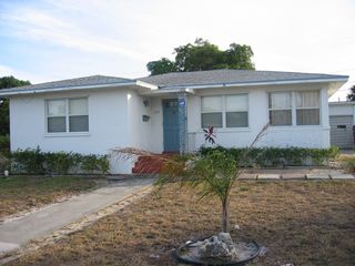 724 42nd St, West Palm Beach, FL 33407