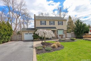 oakdale ny homes for sale oakdale ny real estate trulia