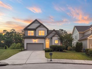 1175 Kinsey Dr, Chattanooga, TN 37421