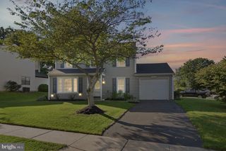 316 Stormfield Dr, Harleysville, PA 19438