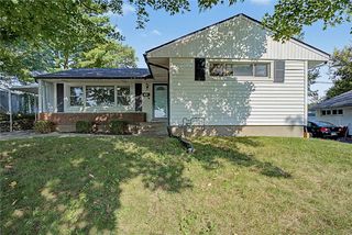 132 Circle Dr, Fairborn, OH 45324