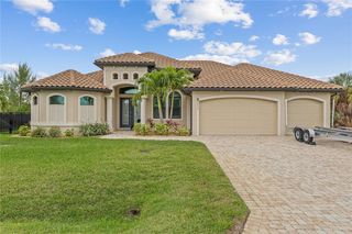 9572 President Cir, Port Charlotte, FL 33981