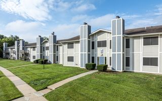 3930 SW Twilight Dr #206S, Topeka, KS 66614