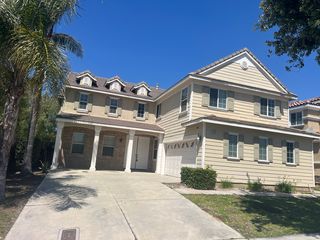 5976 Lily Rock Dr, Fontana, CA 92336
