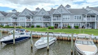 8 Nicole Court #8, Copiague, NY 11726