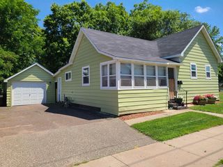 1917 3RD STREET, Eau Claire, WI 54703