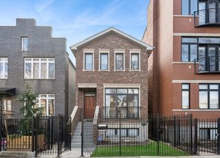 2449 W  Cortland St, Chicago, IL 60647