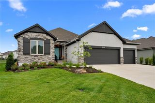 12122 W  138th Ct, Overland Park, KS 66221