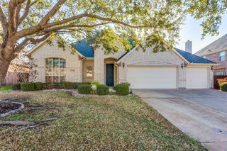 1710 Almond Dr, Mansfield, TX 76063