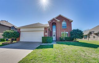 1602 Pine Hills Ln, Corinth, TX 76210