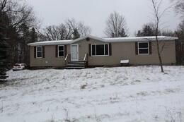 10281 W Rosted Rd, Lake City, MI 49651
