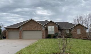 141 Bayberry Dr, Ozark, MO 65721