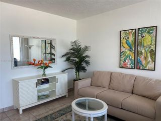 3177 S  Ocean Dr #321, Hallandale, FL 33009
