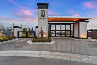 1232 S  Sunset Cove Ln, Eagle, ID 83616