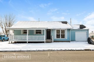 1021 Amos Rd, Shelbyville, IN 46176