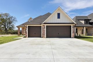 145 Moore Rd, Beaumont, TX 77713