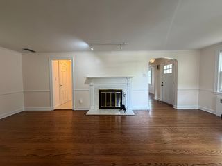 324 E  Cedar St, Livingston, NJ 07039