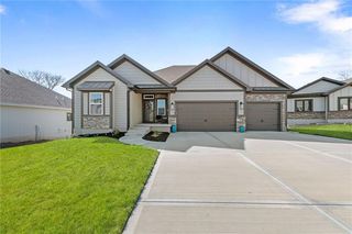 2400 Windmill Cir, Platte City, MO 64079