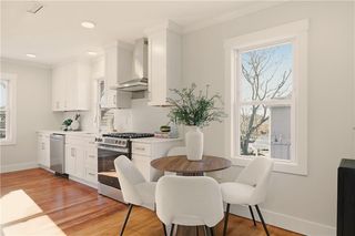 85 Bay View Ave #1, Bristol, RI 02809