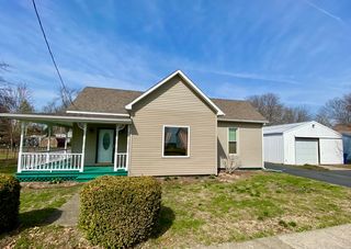 353 E  State St, Cisco, IL 61830
