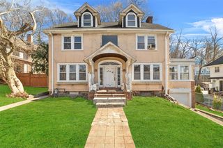 20 Lewis Parkway, Yonkers, NY 10705