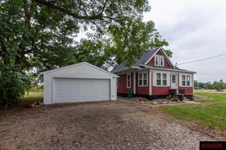 15798 State Highway 22, Good Thunder, MN 56037