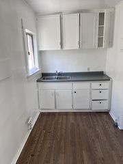 220 W  F St, Wilmington, CA 90744