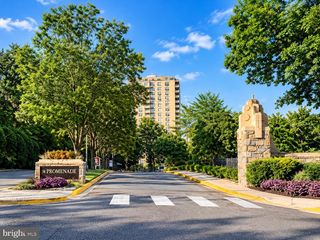 5225 Pooks Hill Rd #1822S, Bethesda, MD 20814