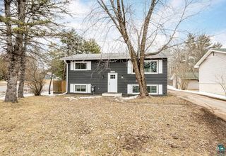 2826 Triggs Ave, Duluth, MN 55811