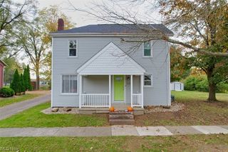 272 Water St SW, Bolivar, OH 44612