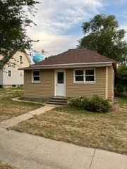 1020 5th St, Brookings, SD 57006