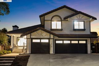 5438 Brookwood Ln, Richmond, CA 94803