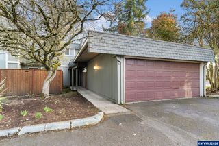 1500 Norkenzie Rd #4, Eugene, OR 97401
